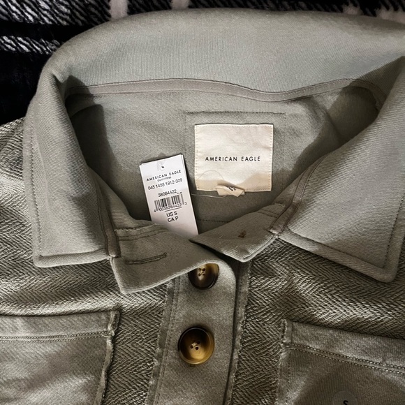 AE sage green sweater size small - Picture 3 of 3